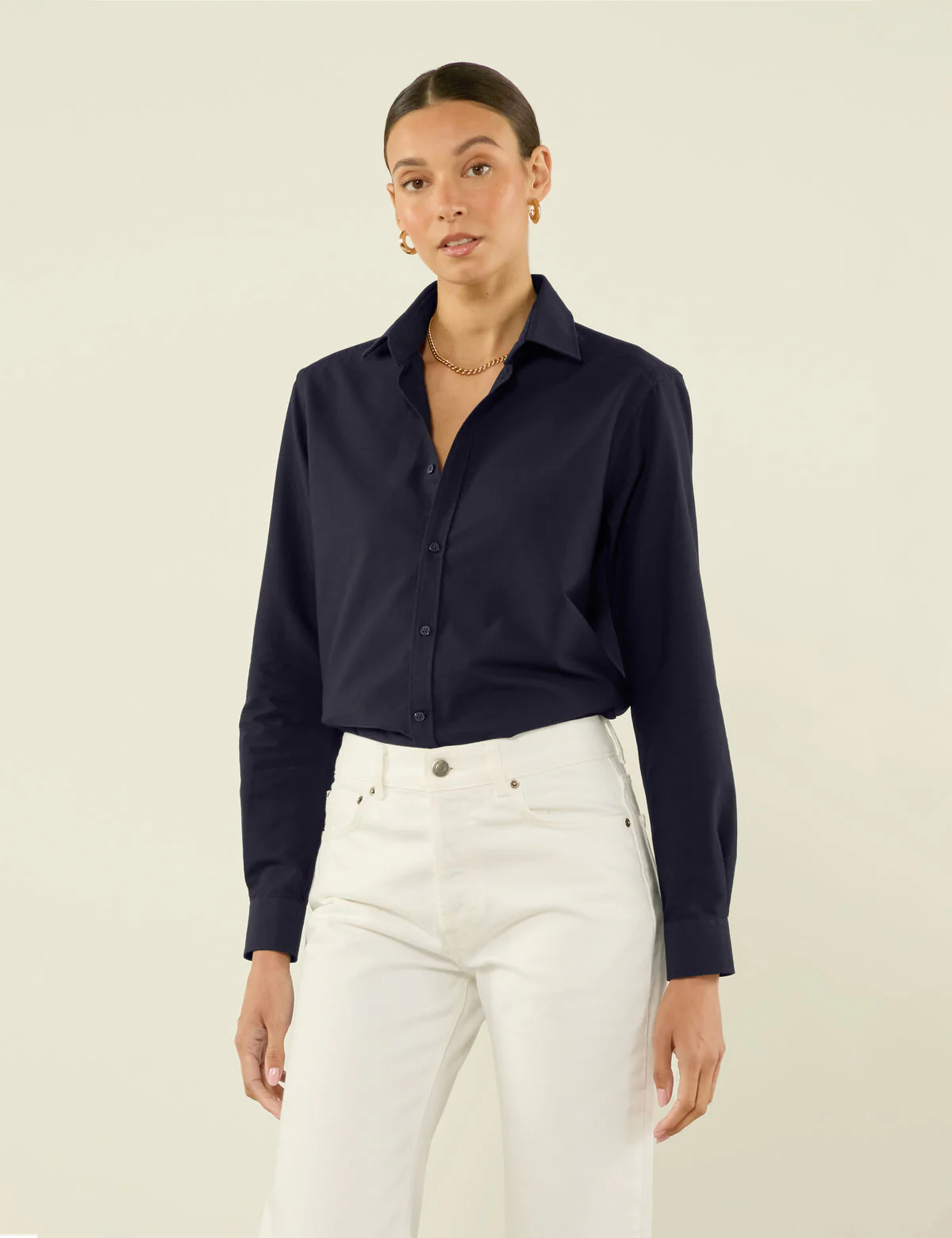 Classic Oxford Organic Cotton Shirt in White - Image 7