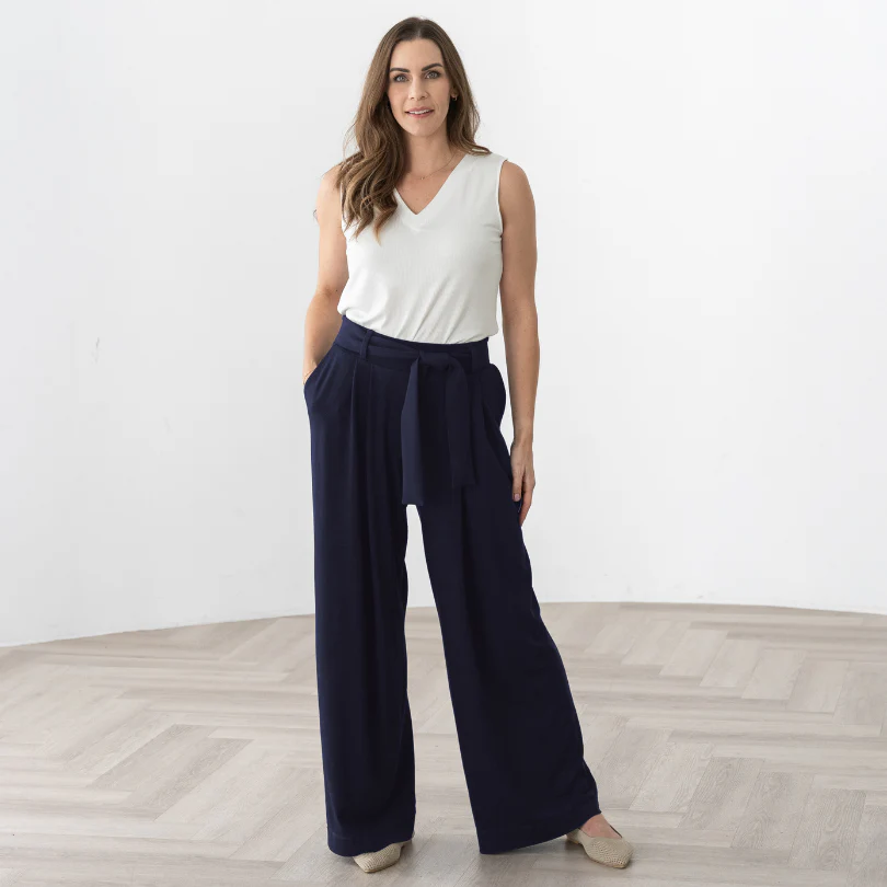 Wanderer Wide Leg Pant in Black - Image 4