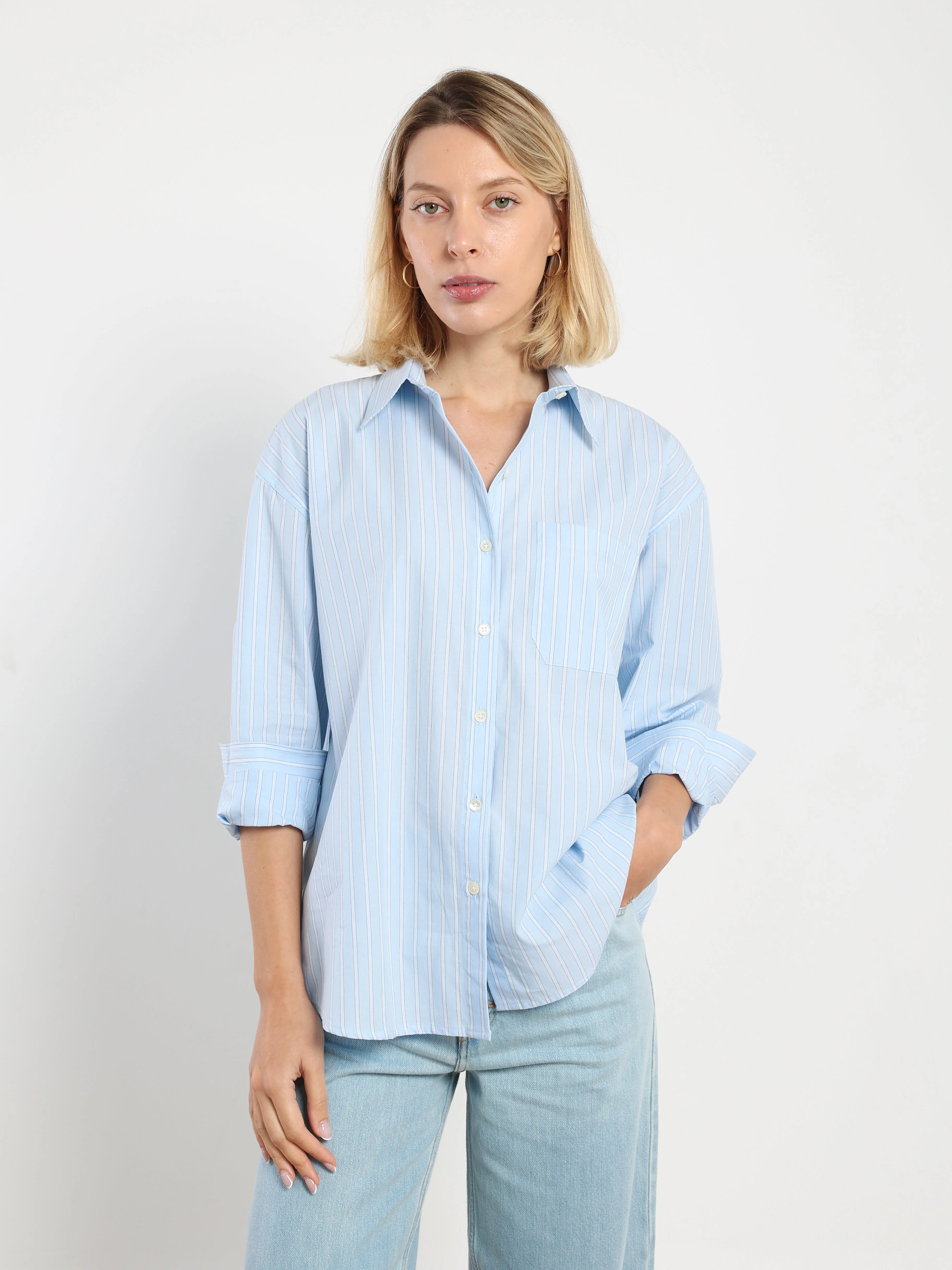 Farah Button Up in White - Image 7