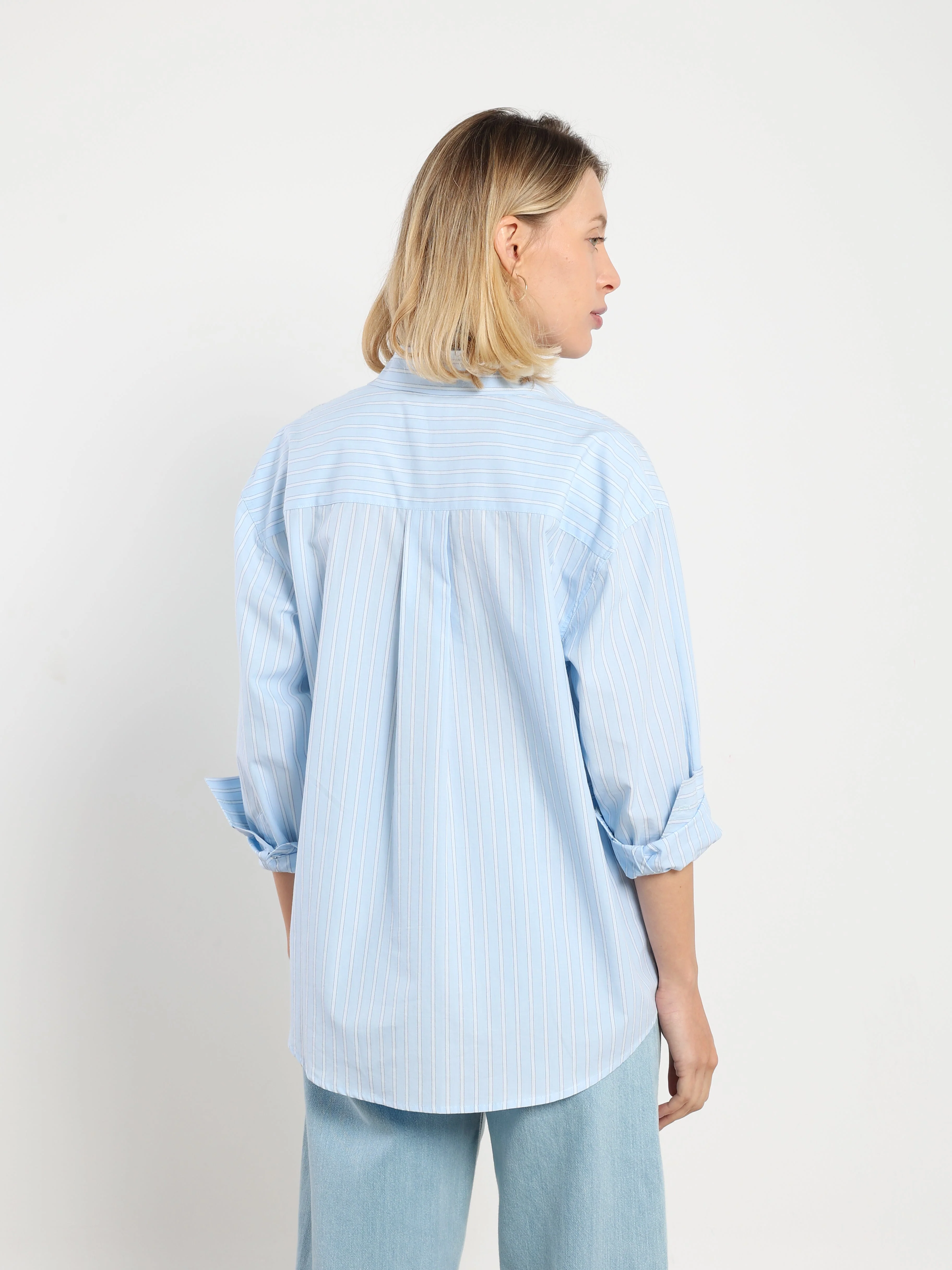 Farah Button Up in White - Image 9