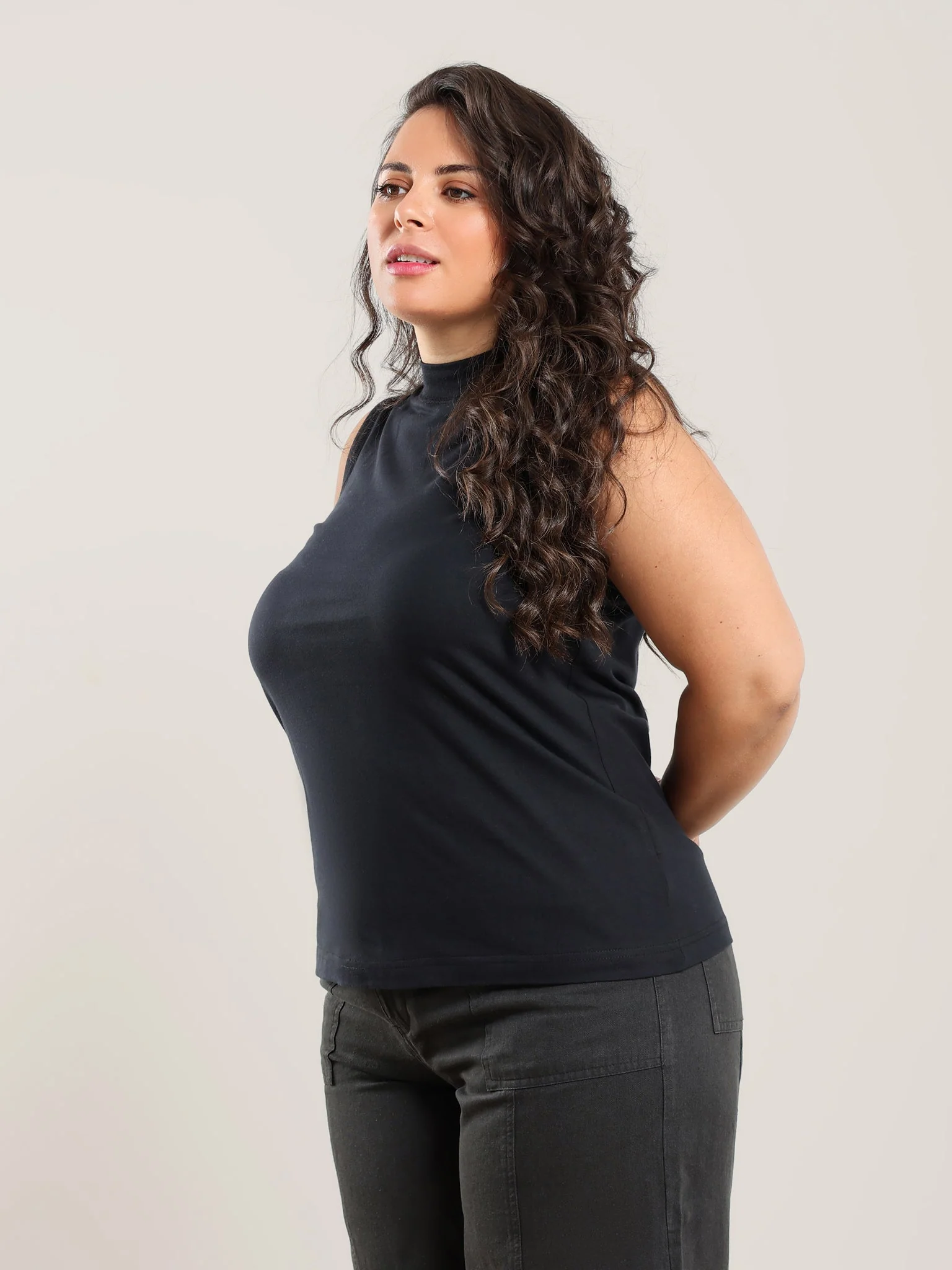 Sahra Tank in Hibiscus Red - Image 16