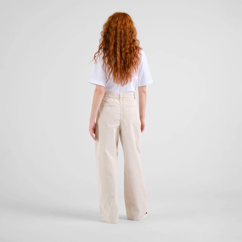 Vickeleby Organic Cotton Corduroy Pleated Trousers in Off-White - Image 4